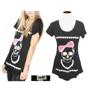 Sauce black skull tunic top